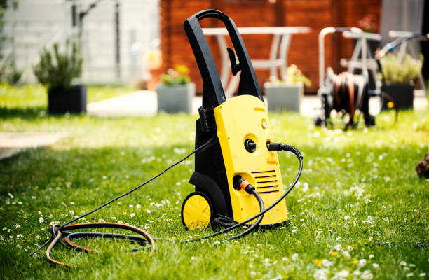 Best Animal Enclosure Cleaning  in Port Washington, NY